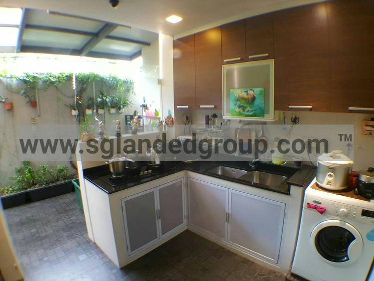 Jalan Taman (D12), Terrace #139216172